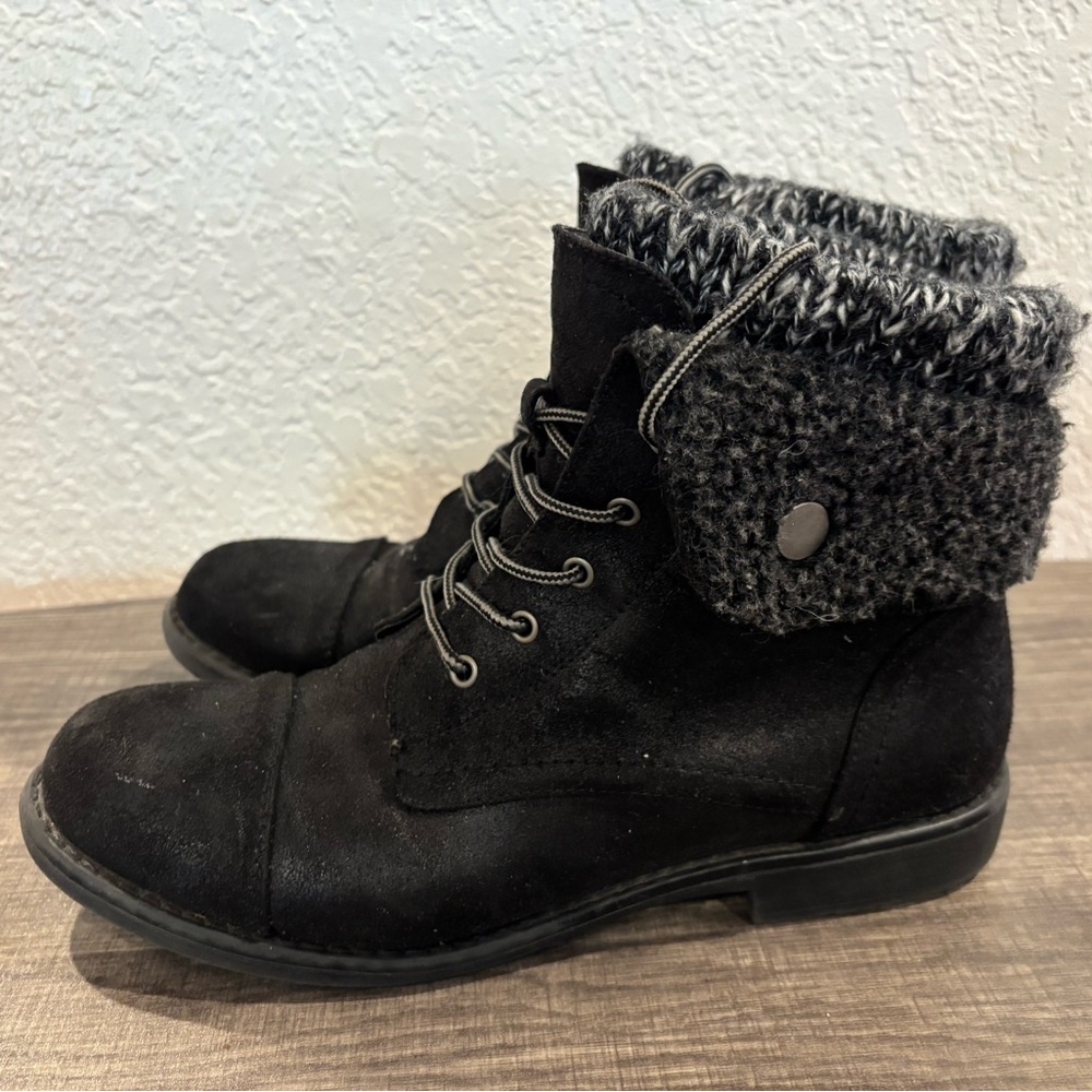 Women’s Black Ankle Boots with Knit Cuff